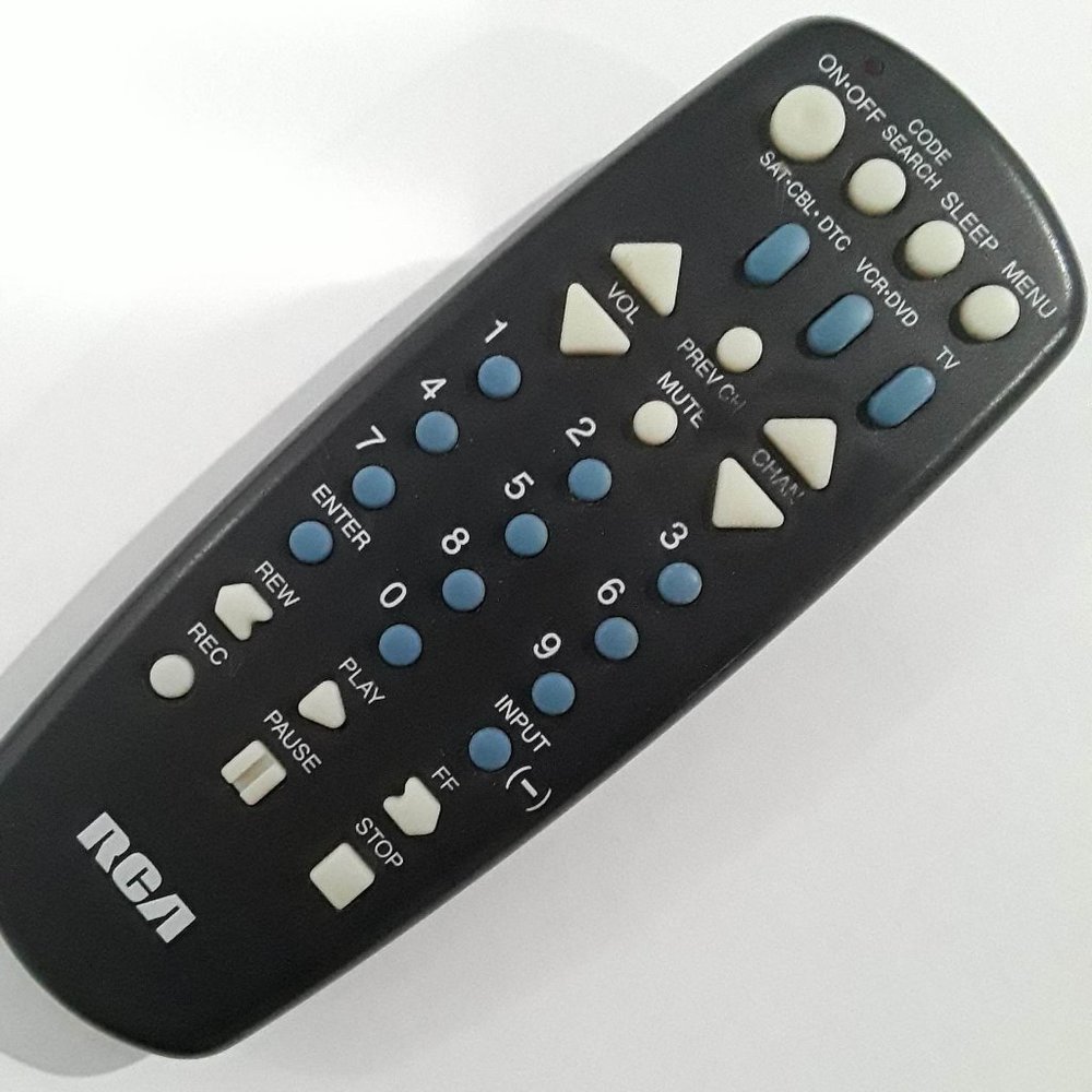 RCA 3 DEVICE PALM SIZE UNIVERSAL REMOTE - PREOWNED - #RCU403N